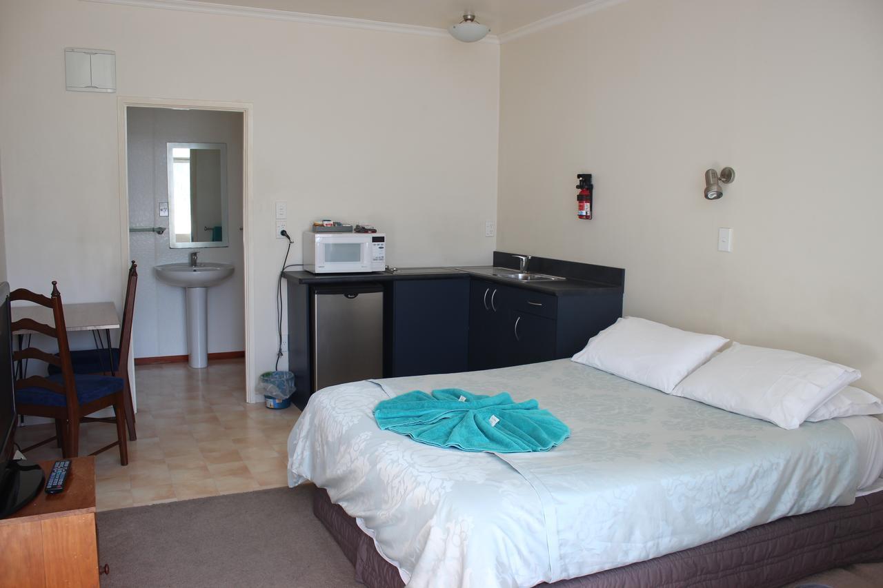Ranui Motel Опотики Экстерьер фото