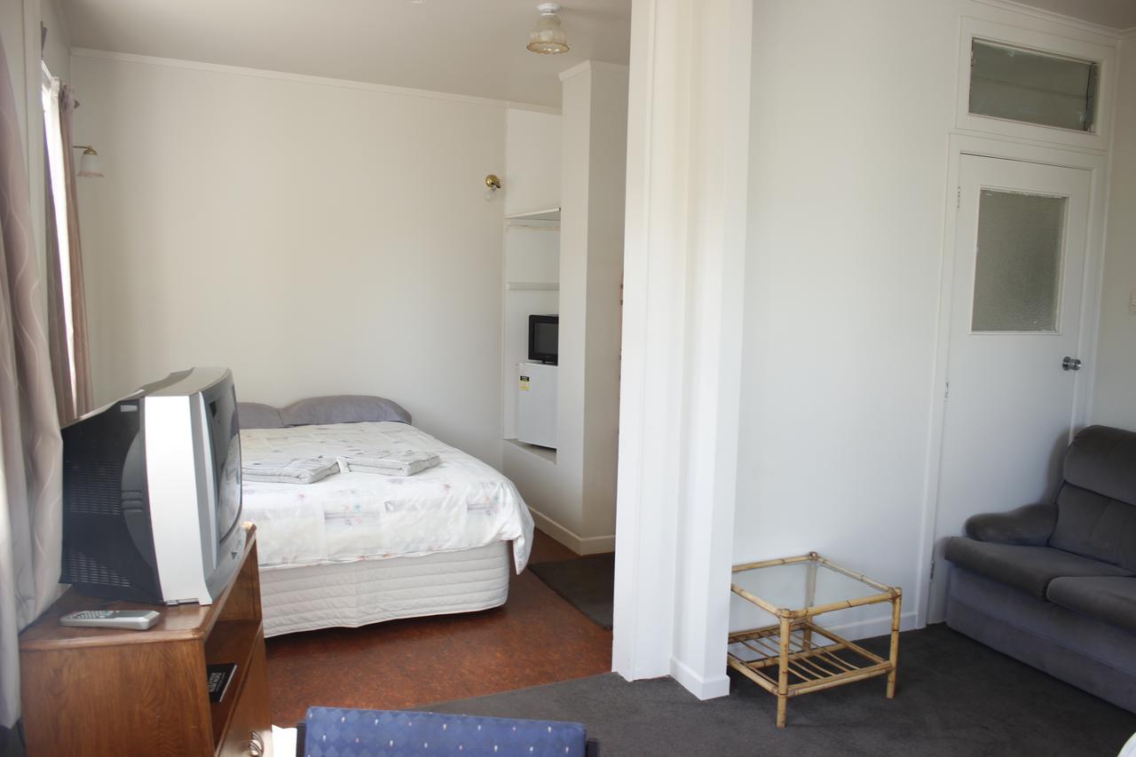 Ranui Motel Опотики Экстерьер фото