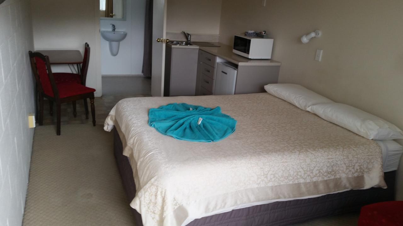 Ranui Motel Опотики Экстерьер фото