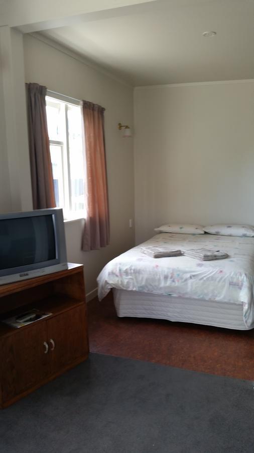 Ranui Motel Опотики Экстерьер фото